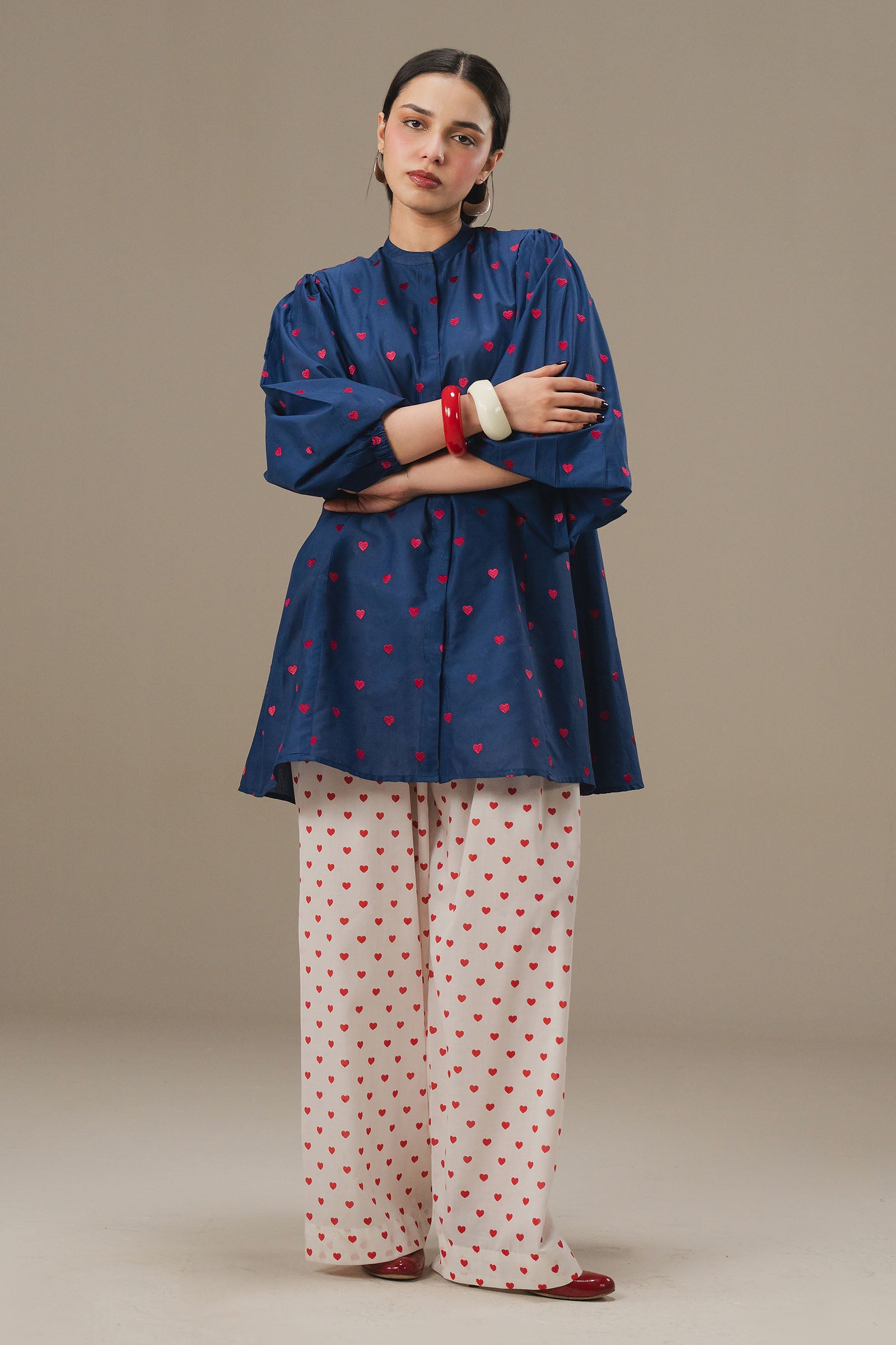 Embroidered summer dresses in Pakistan